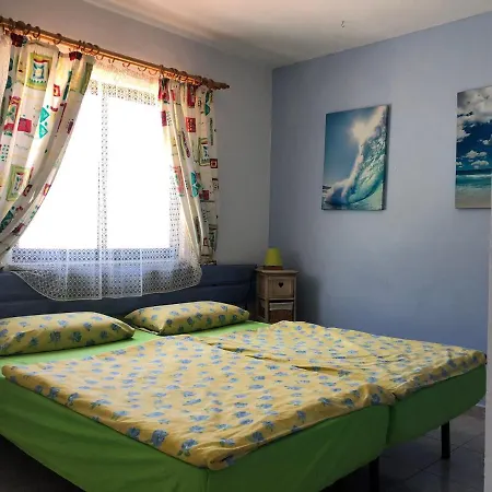 Well Maintained Property In A Quiet Complex